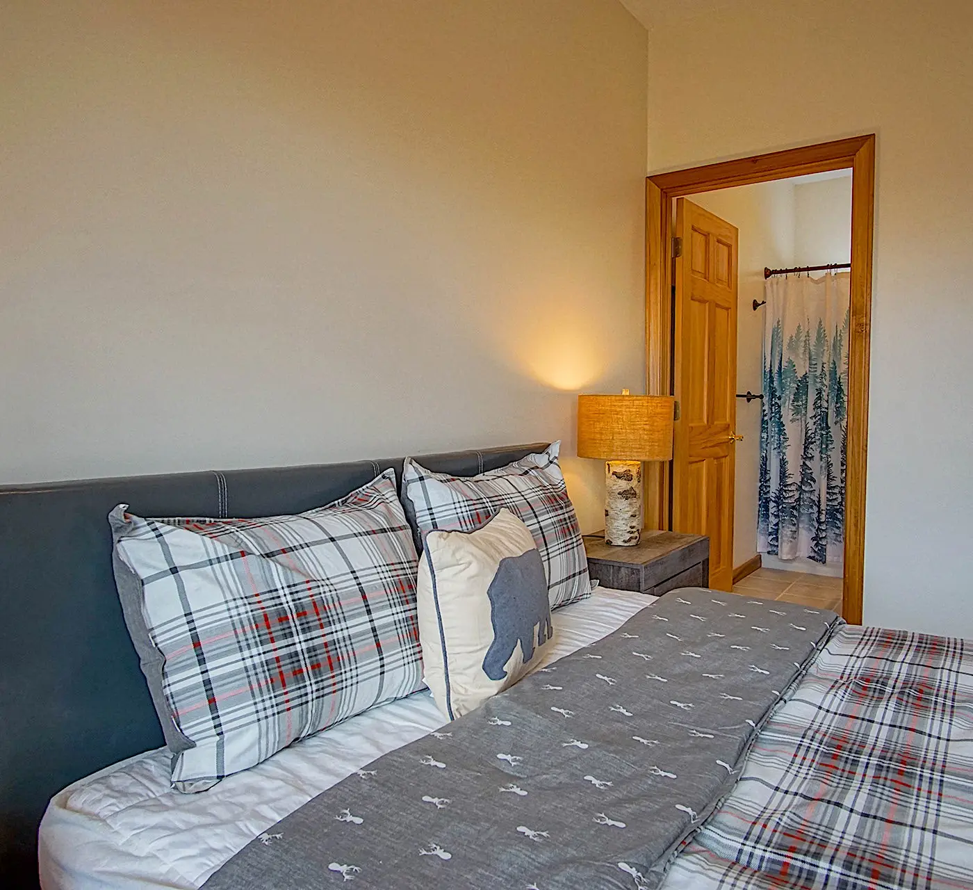 4 Br: N. Westridge Rd. 32