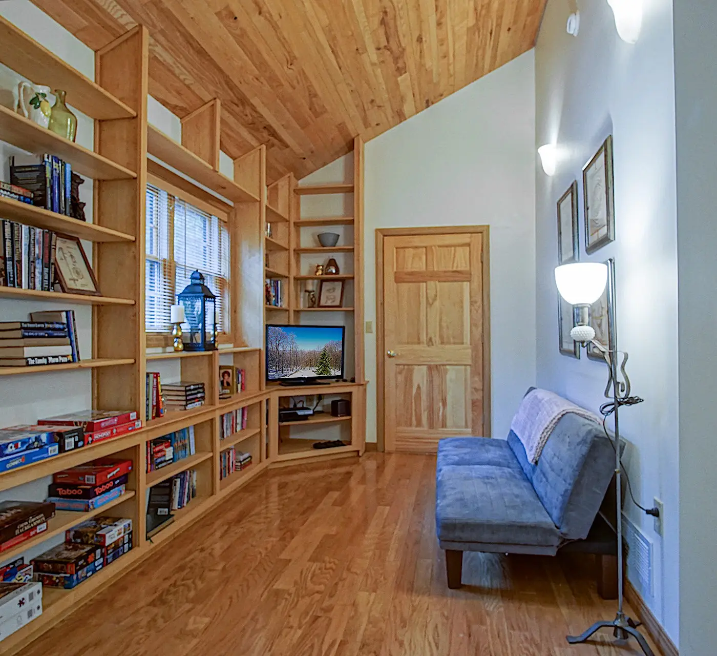 4 Br: N. Westridge Rd. 32