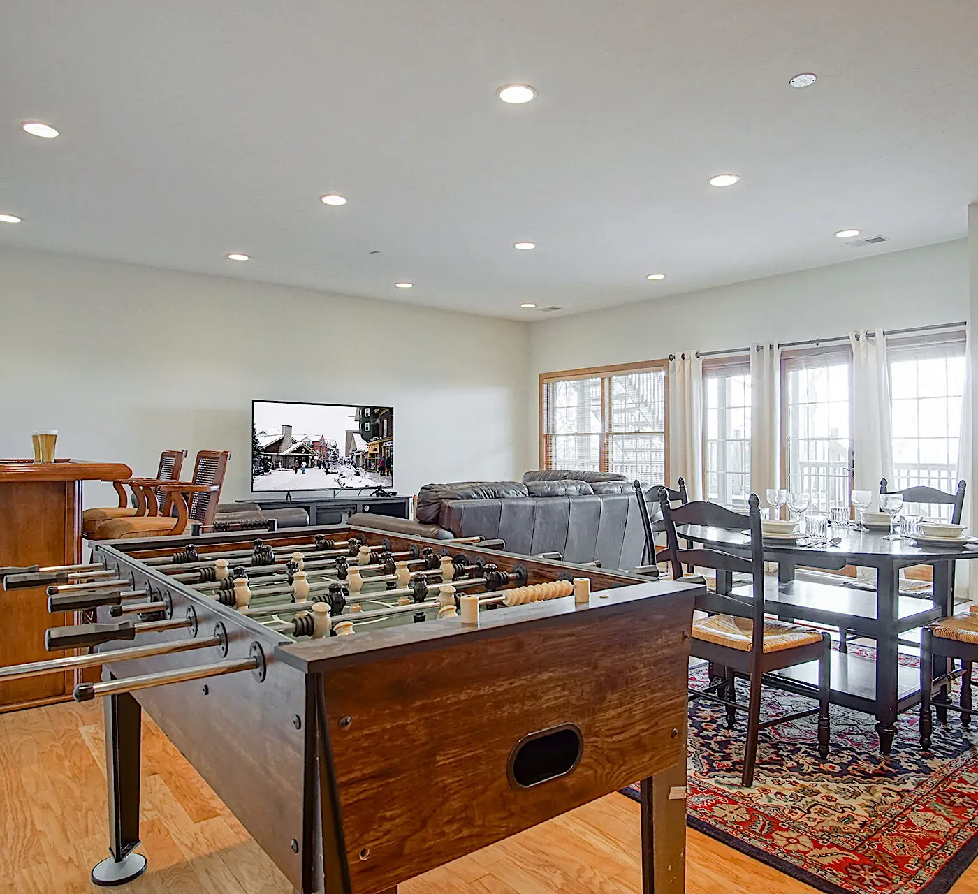 4 Br: N. Westridge Rd. 32