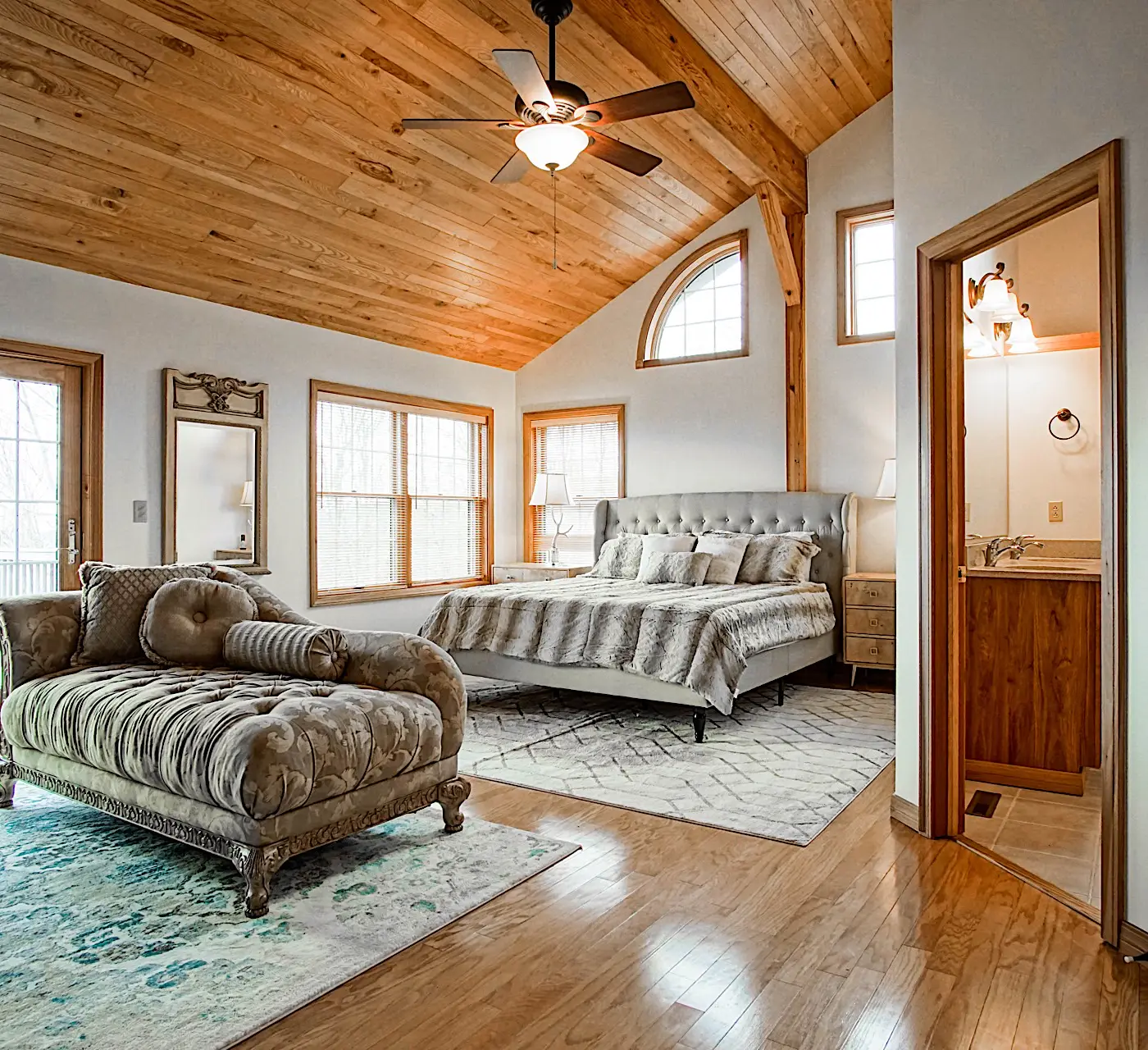 4 Br: N. Westridge Rd. 32