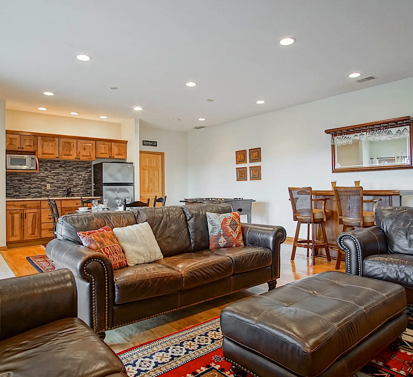 4 Br: N. Westridge Rd. 32