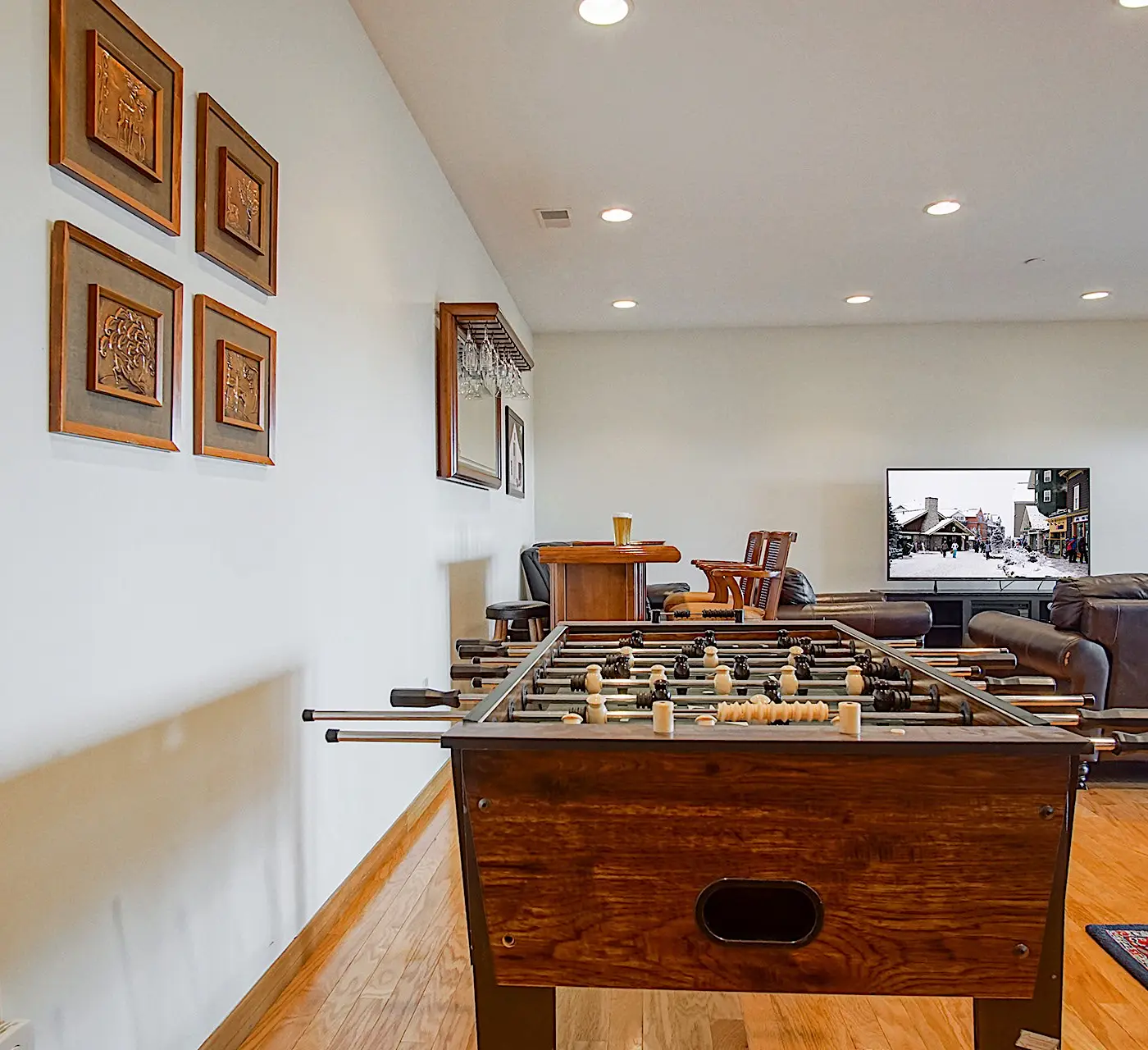 4 Br: N. Westridge Rd. 32