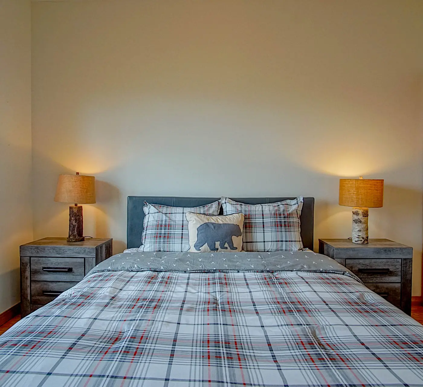 4 Br: N. Westridge Rd. 32