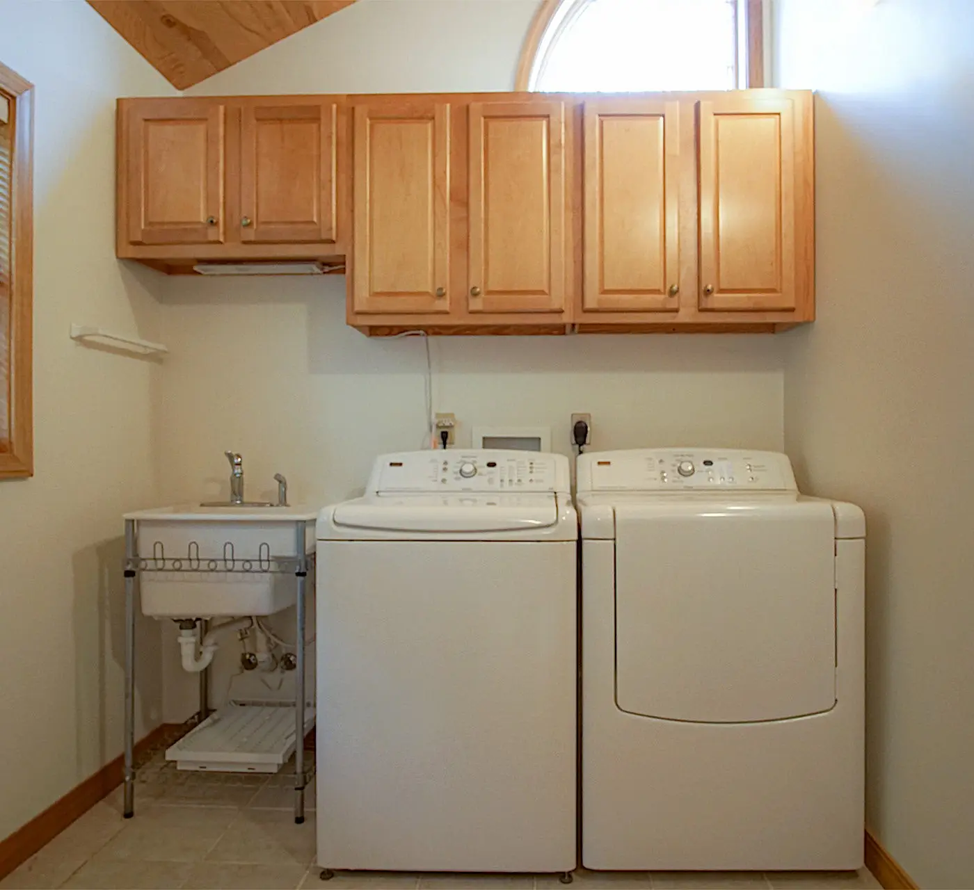 4 Br: N. Westridge Rd. 32