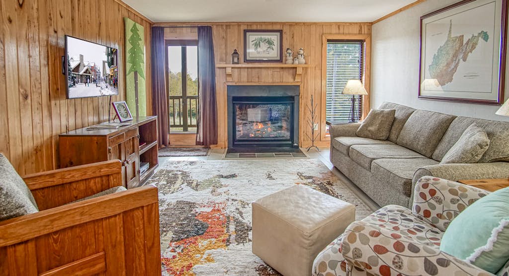 2 Br: Powderidge17: Slope Side. on the shuttle route. clean and spacious!