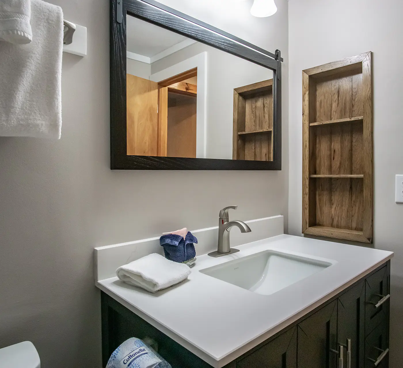 2 Br: Powderidge 17
