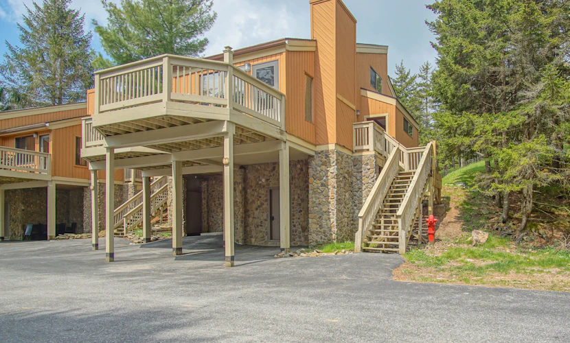 2 Br: Wabasso 14: Mid Flume nearest slope