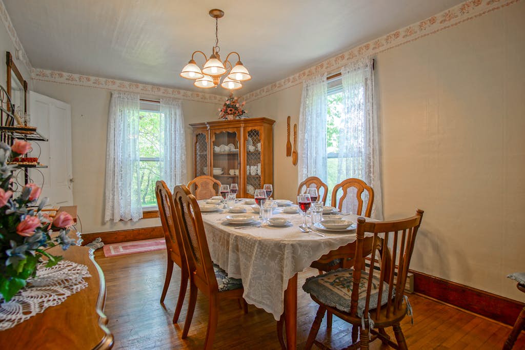 3 Br The Shay Inn Located15 minutes to Snowshoe Mountain
