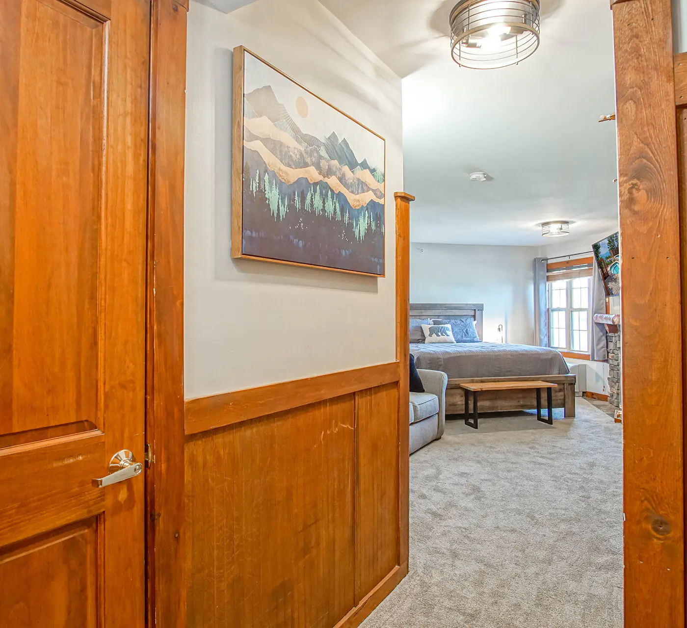 1 Br Junior Studio: Rimfire 421