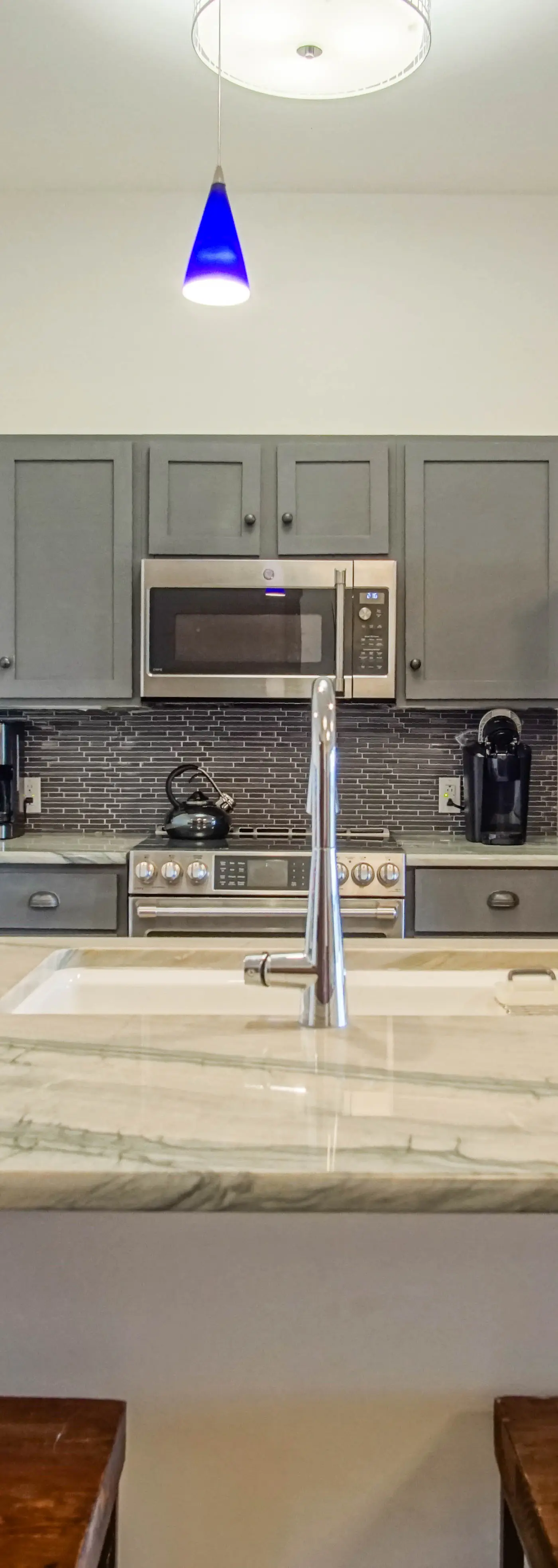2 Br: Soaring Eagle 403