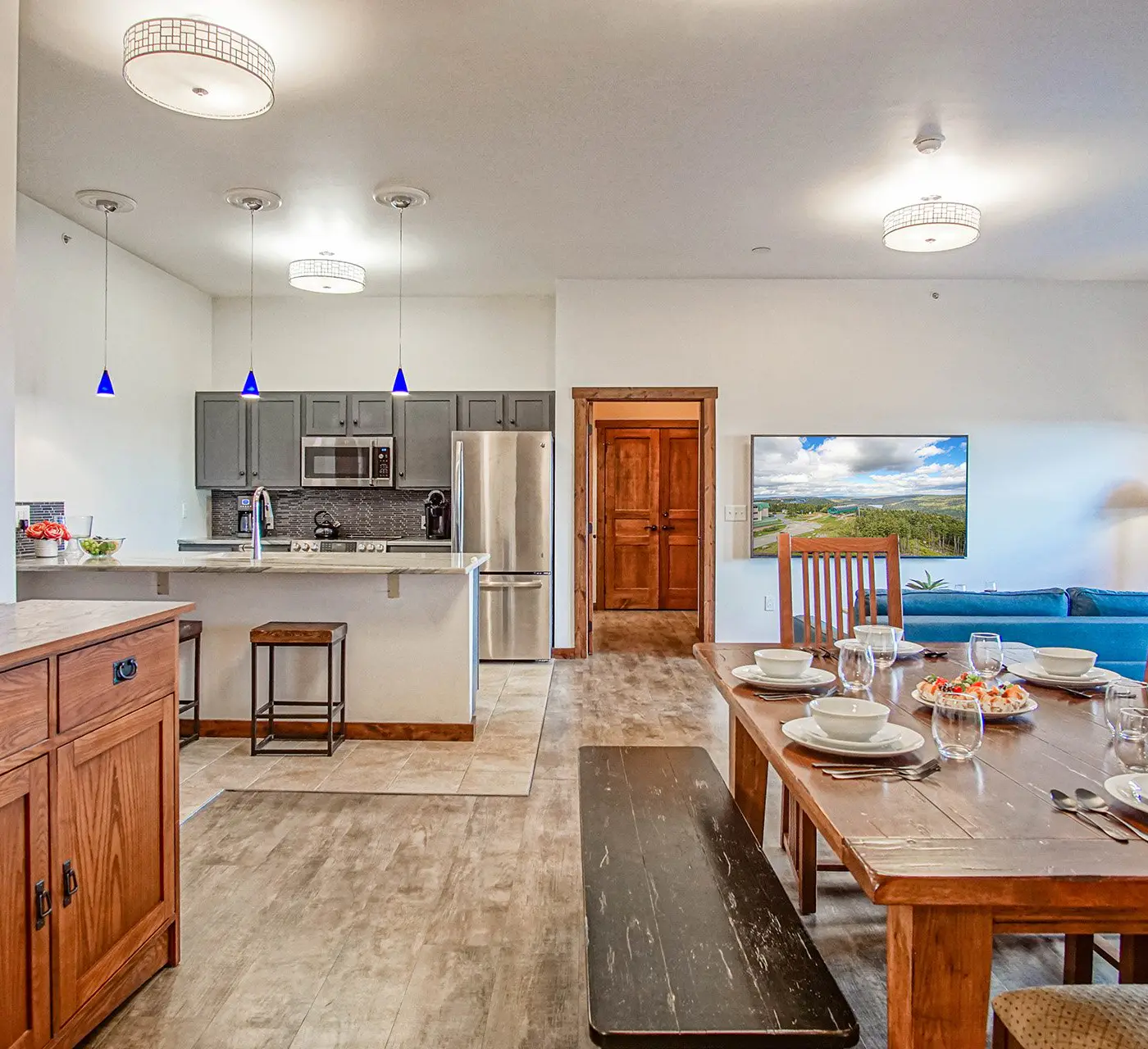 2 Br: Soaring Eagle 403
