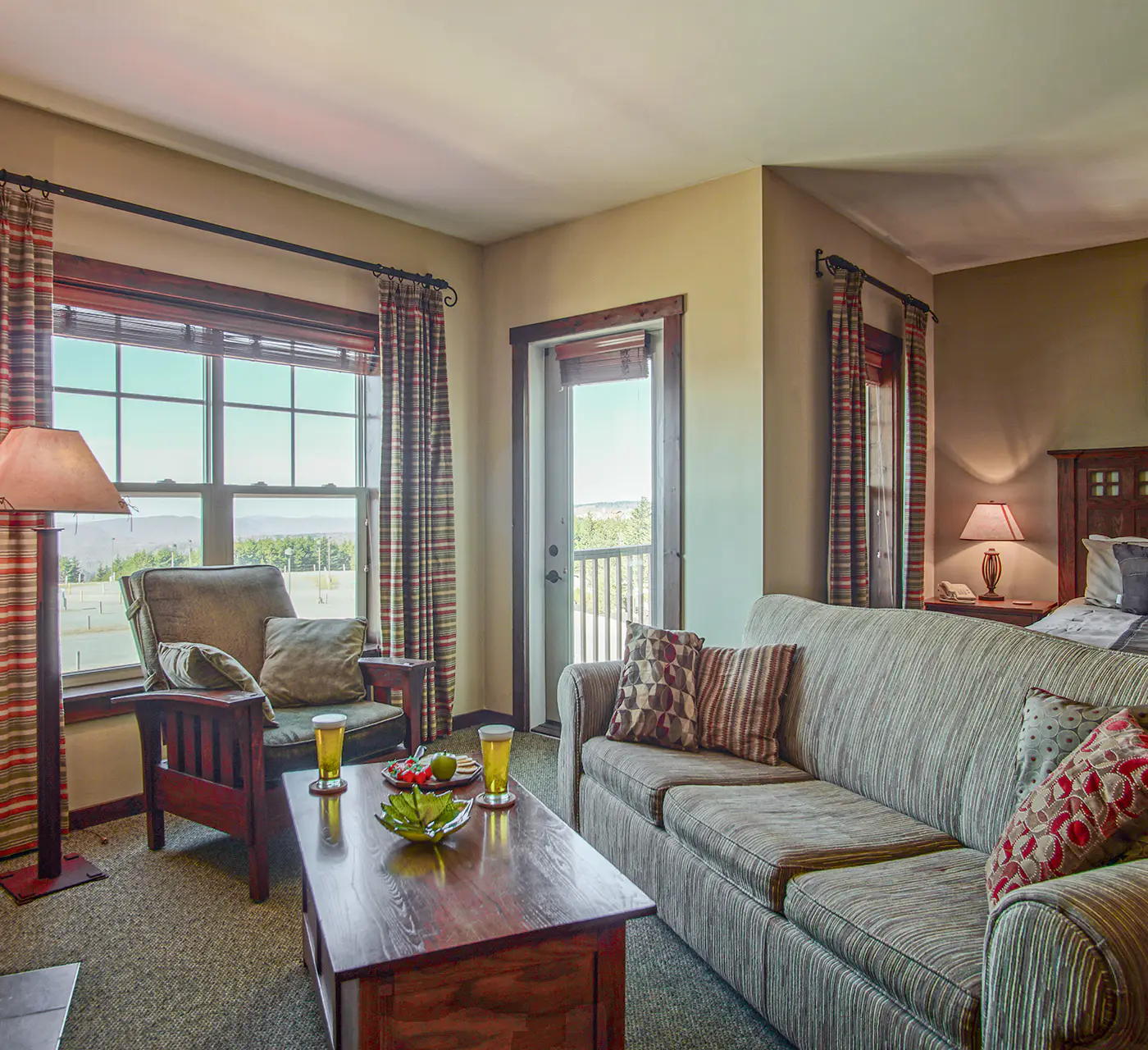 1 Br Studio: Soaring Eagle 315