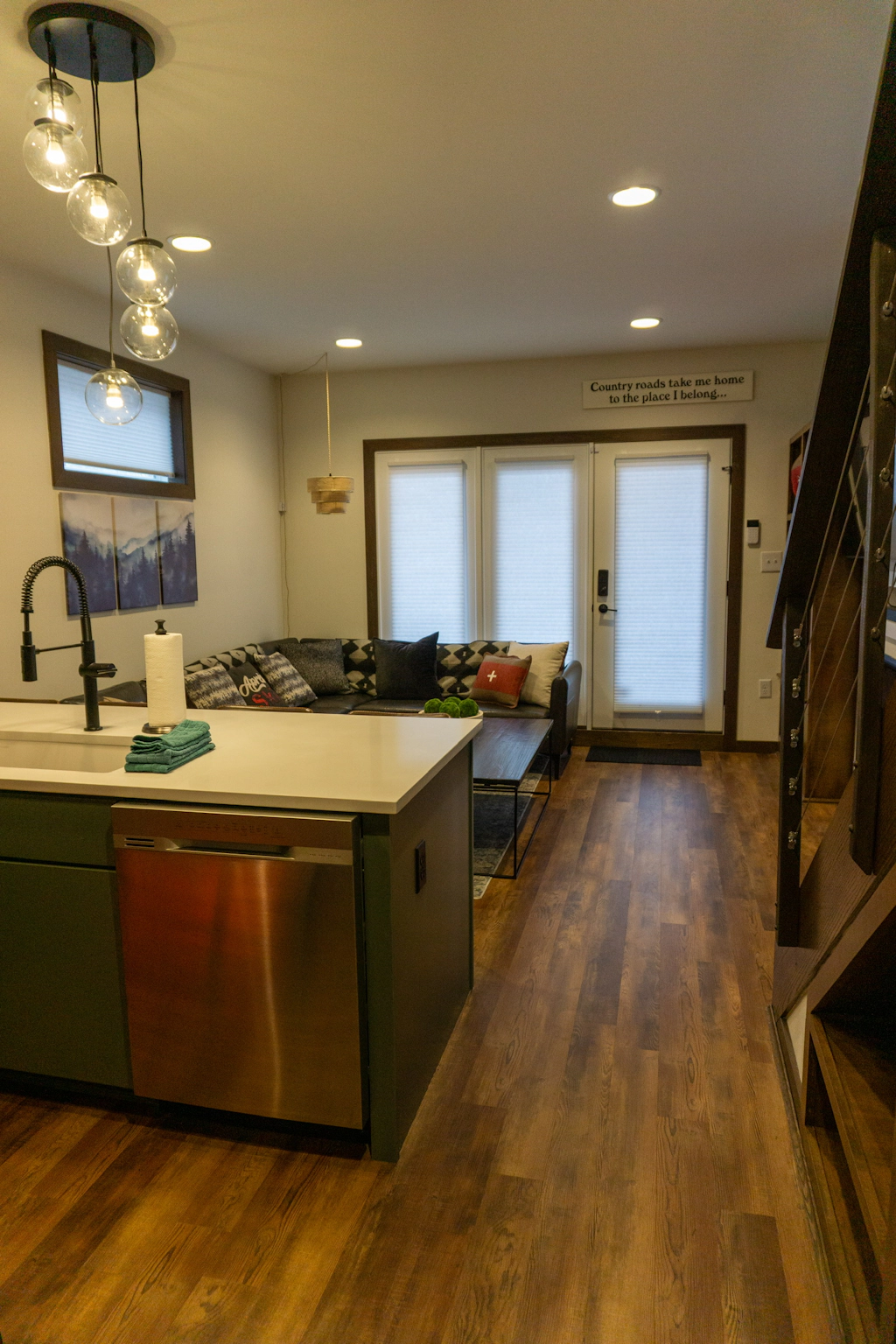 3 Br: Sanctuary 185