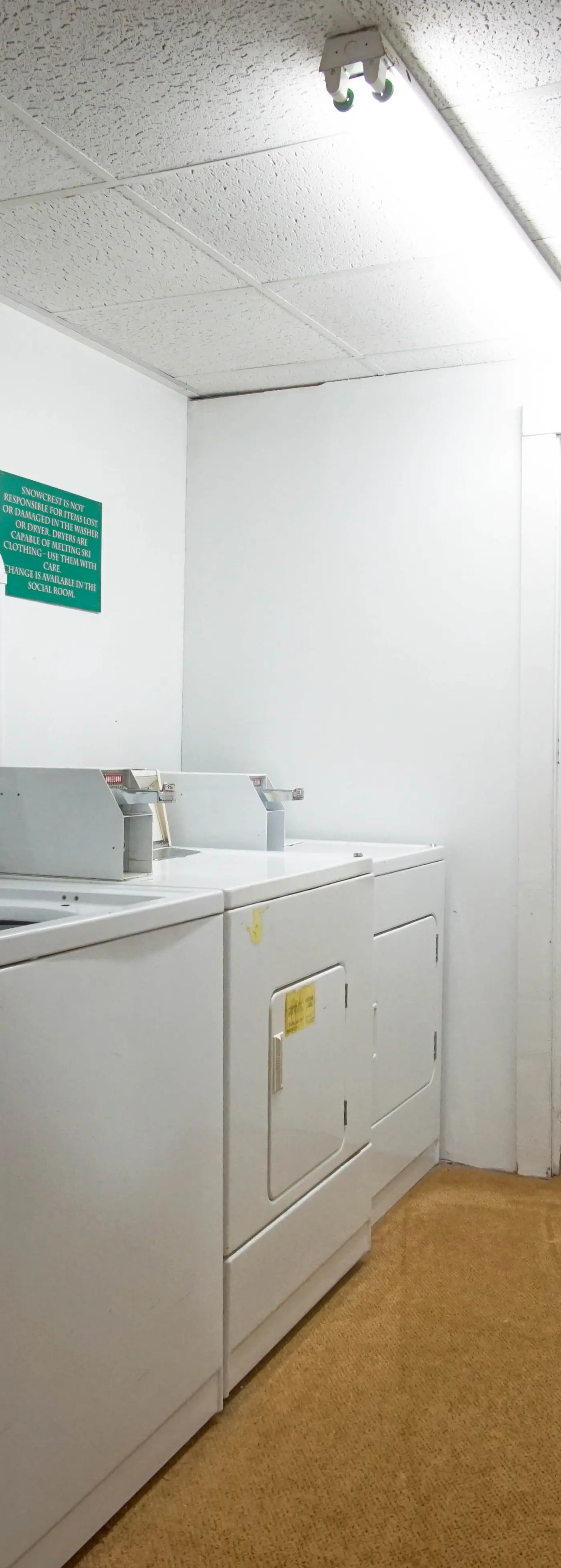 1 Br: Snowcrest 210B