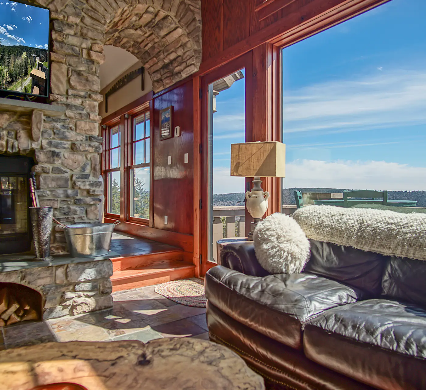 8 Br: Sanctuary Slopeside 1