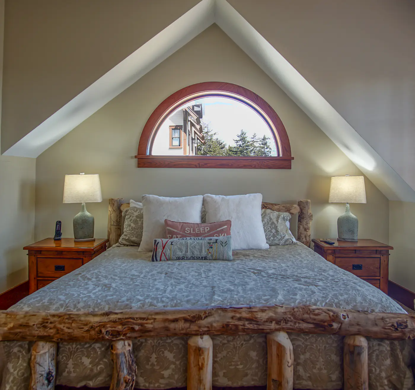 8 Br: Sanctuary Slopeside 1