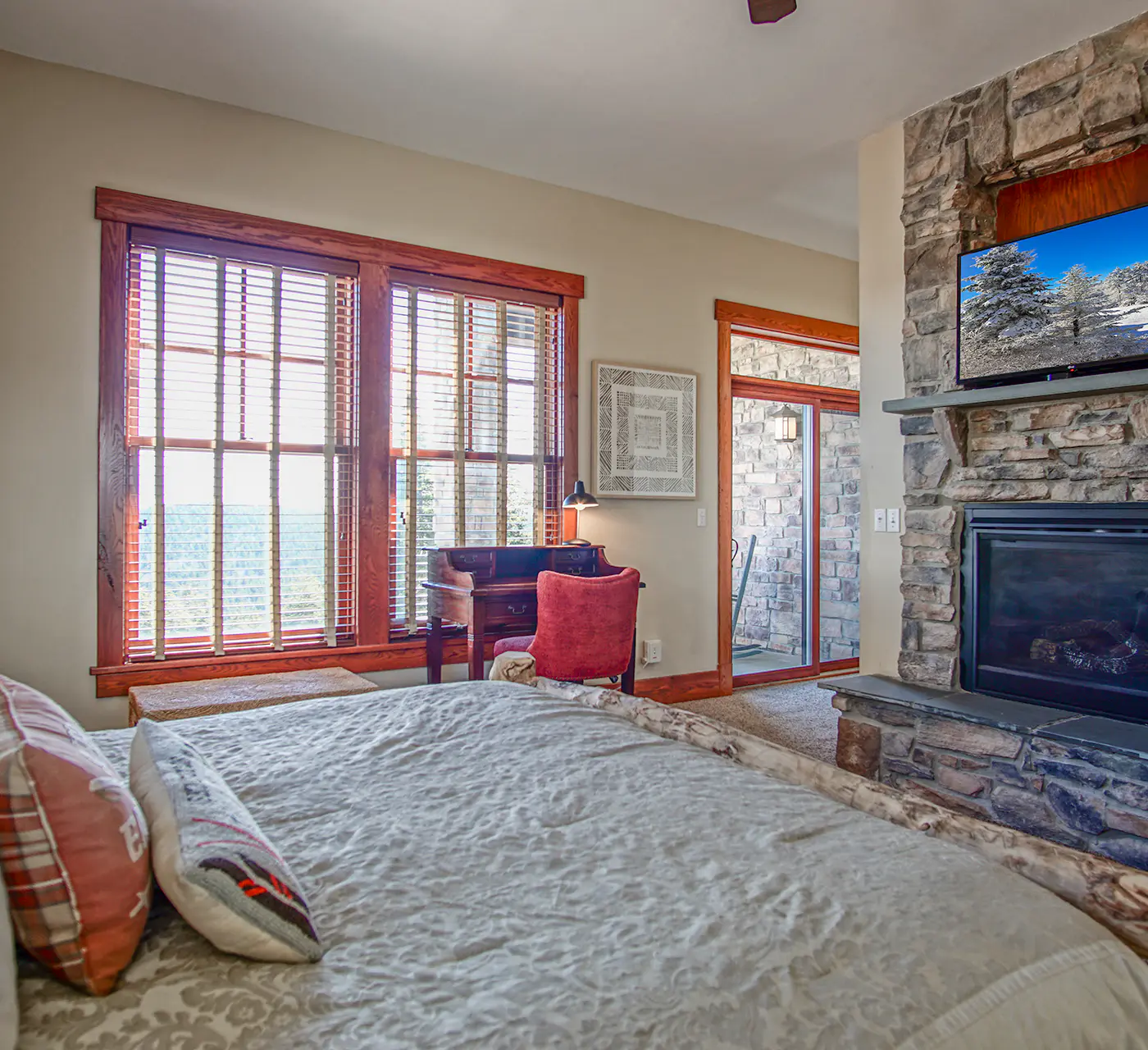 8 Br: Sanctuary Slopeside 1