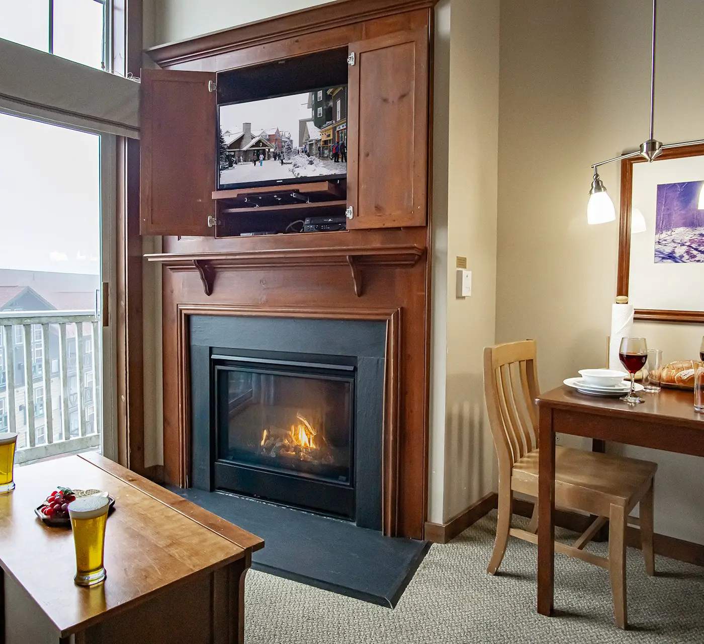 1 Br Jr Studio: Allegheny Springs 414