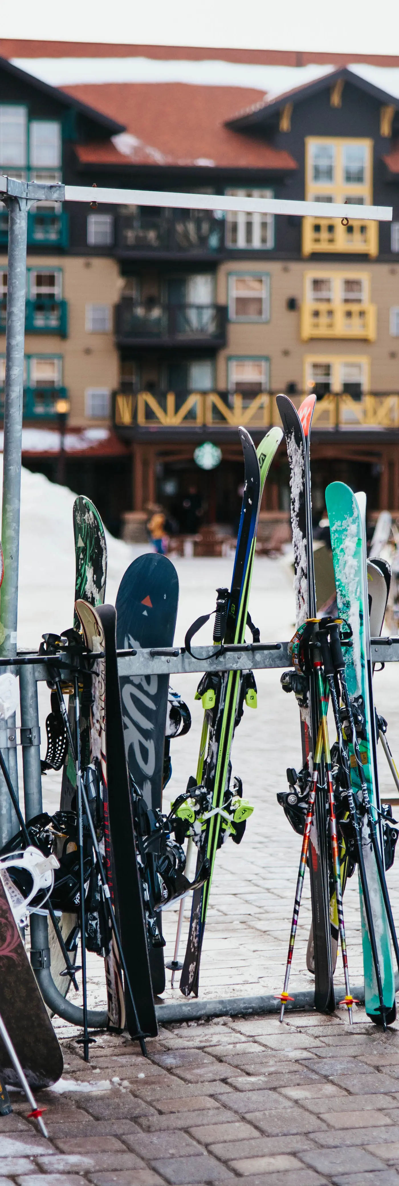 1 Br Jr Studio: Allegheny Springs 414