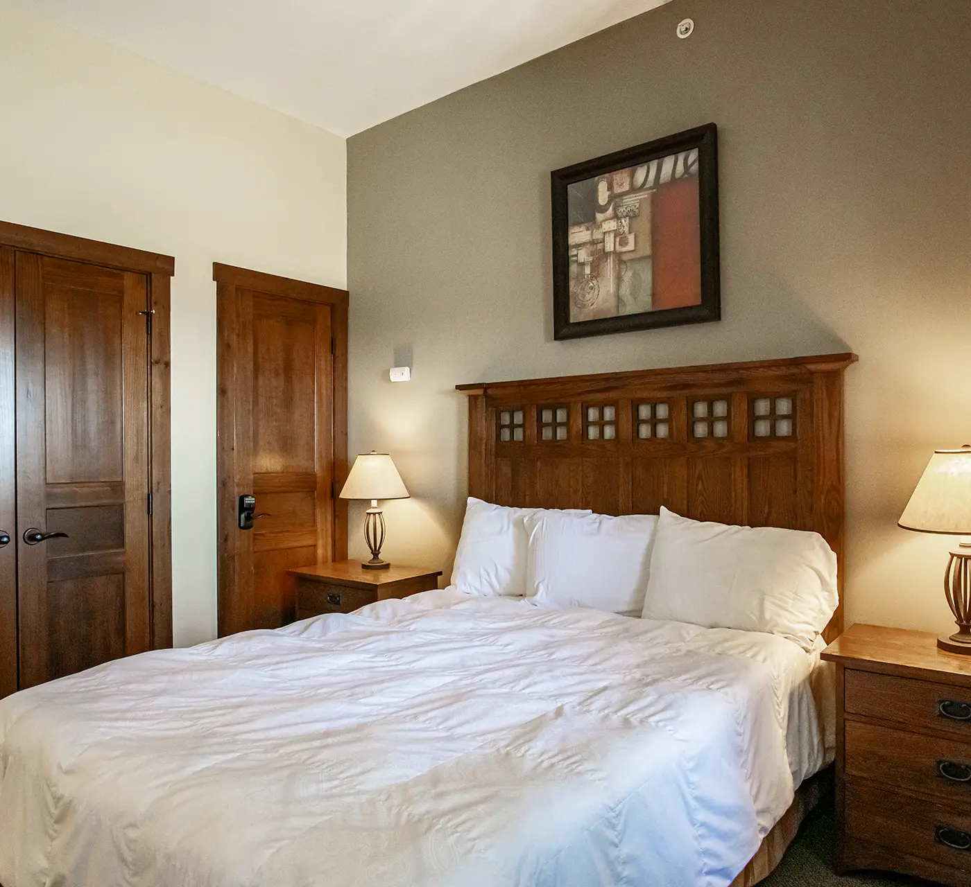 1 Br Studio: Soaring Eagle 414