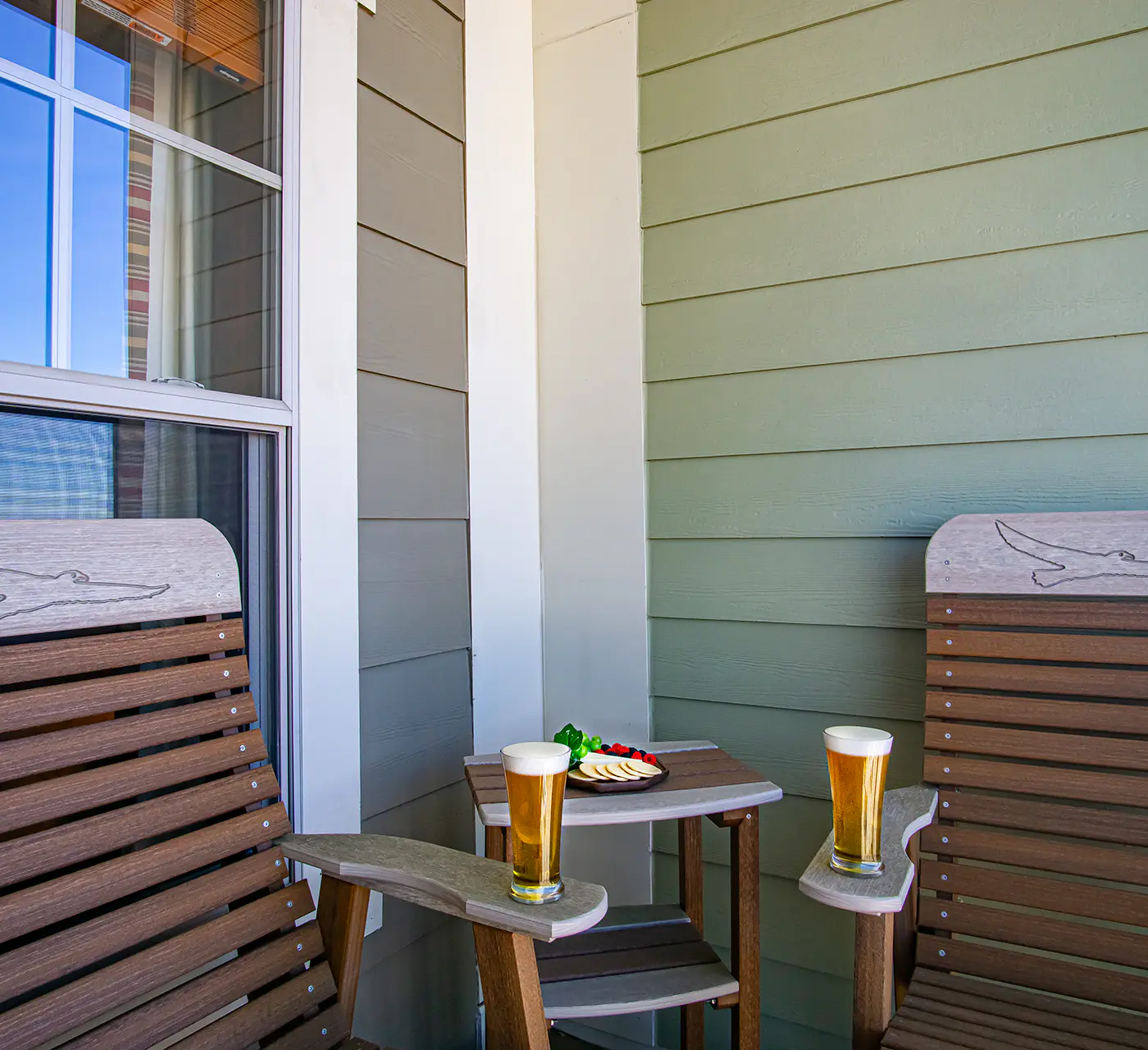 1 Br Studio: Soaring Eagle 414