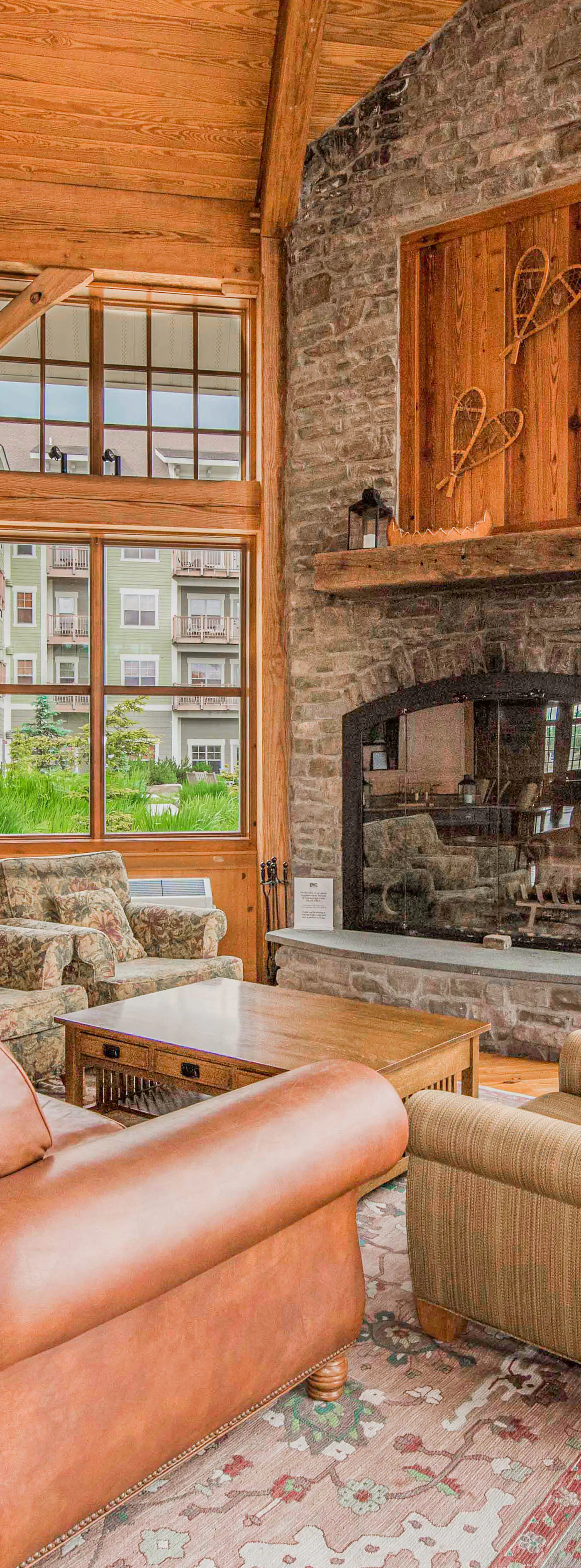 1 Br Studio: Soaring Eagle 414