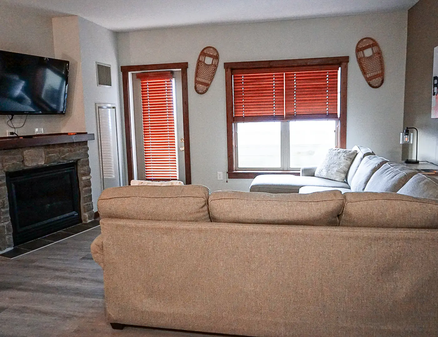 2 Br: Soaring Eagle 216