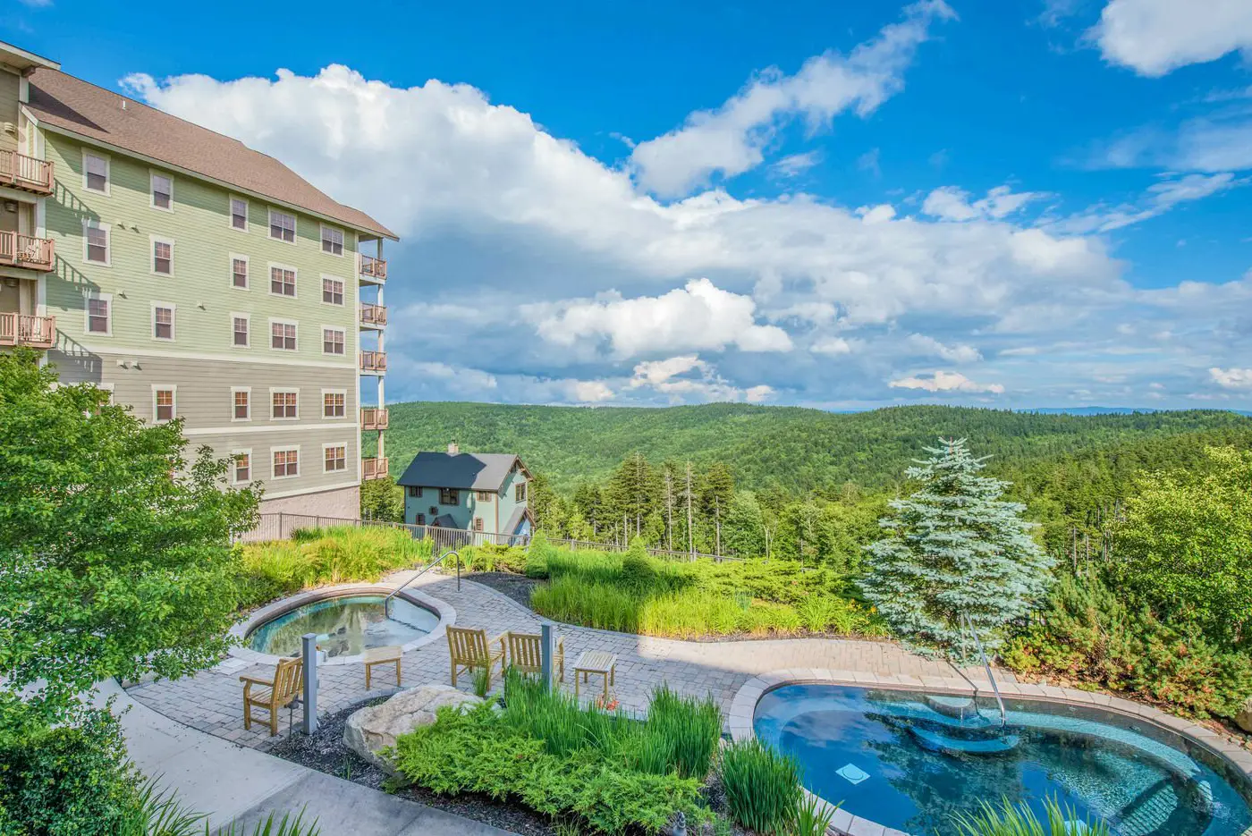 2 Br: Soaring Eagle 216