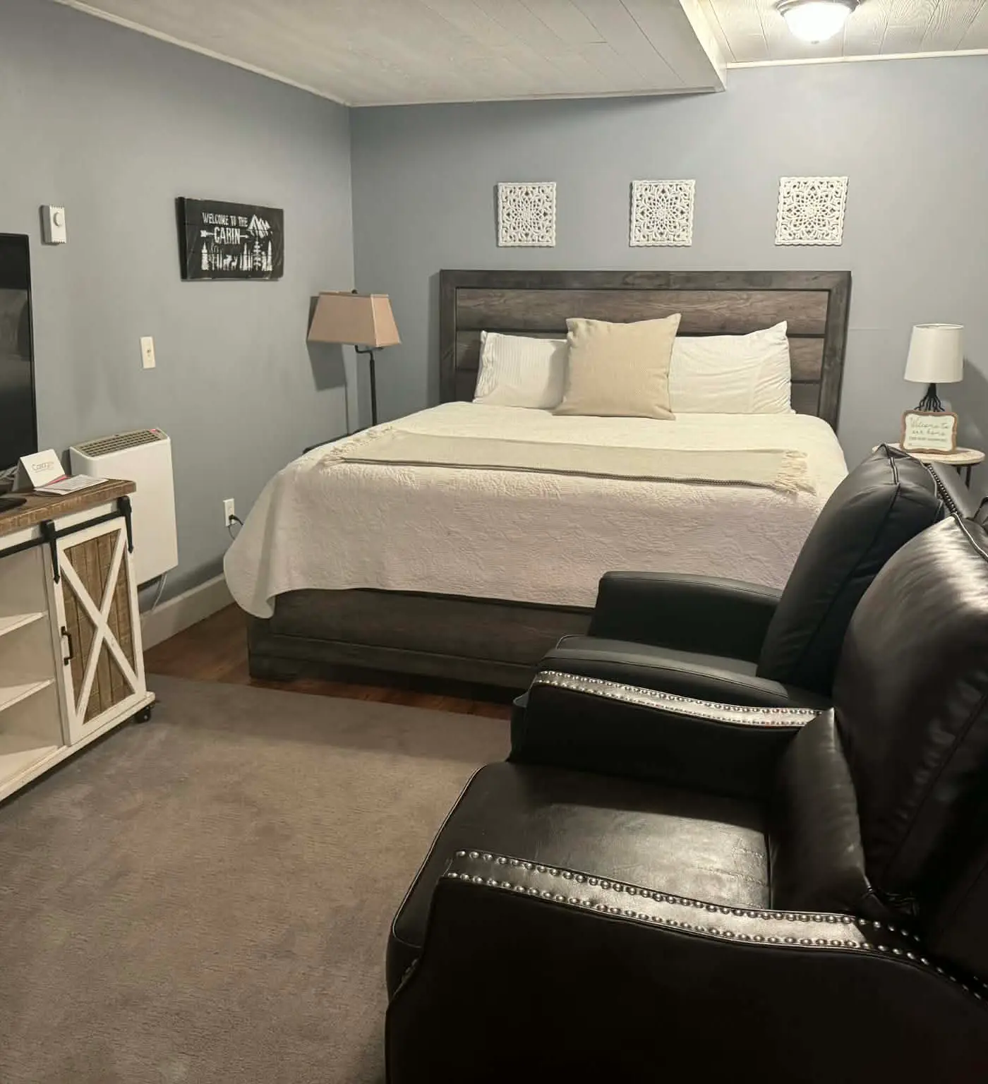 1 Br: Studio Overlook 21-C