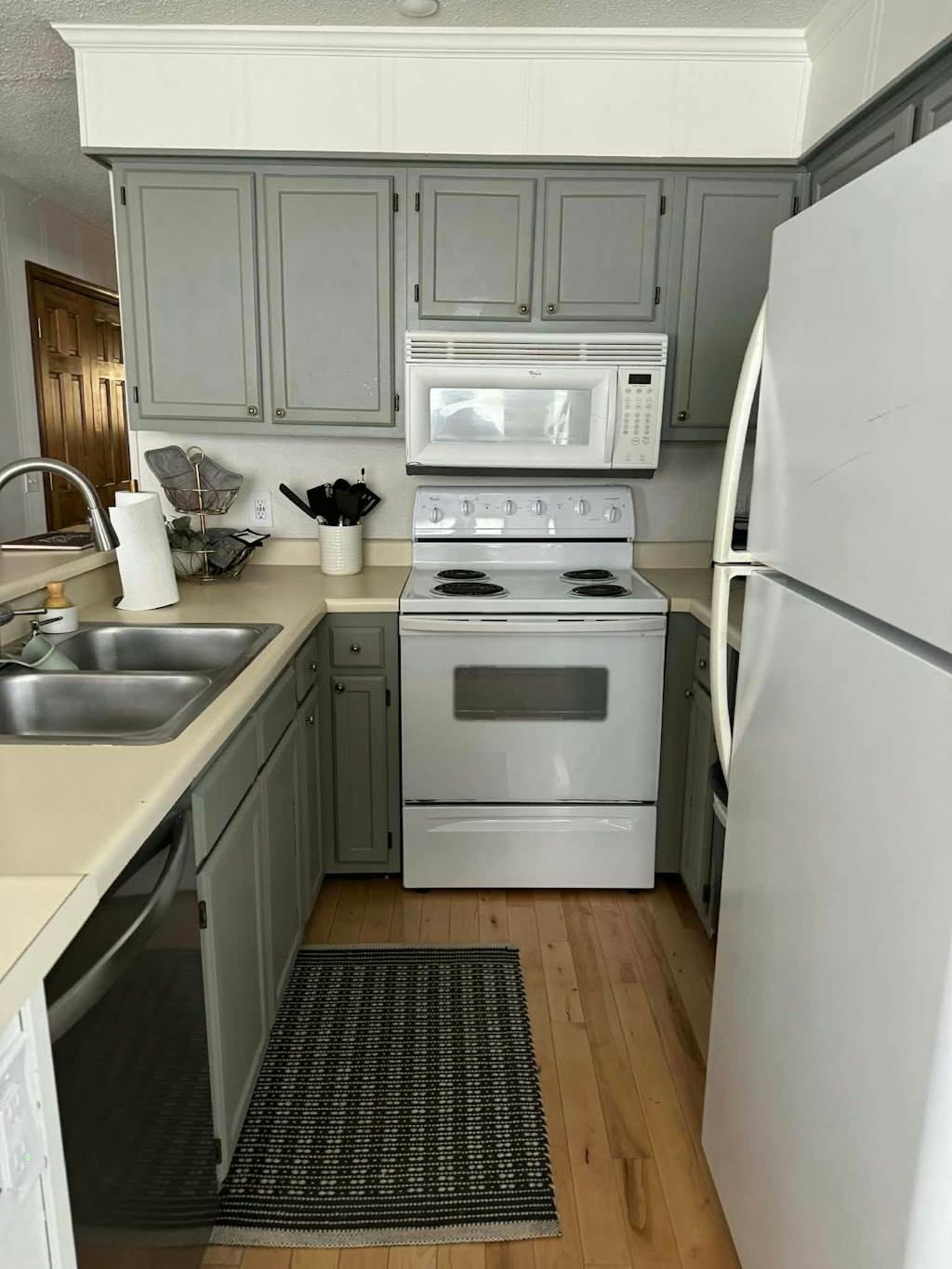 Summit 101B: 3 Bedrooms 2 Full Baths