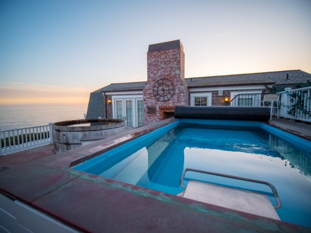 Santa Barbara Beach Club