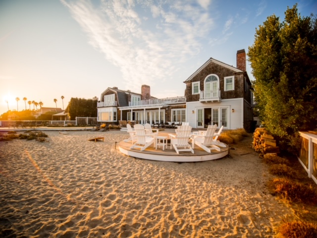 Santa Barbara Beach Club