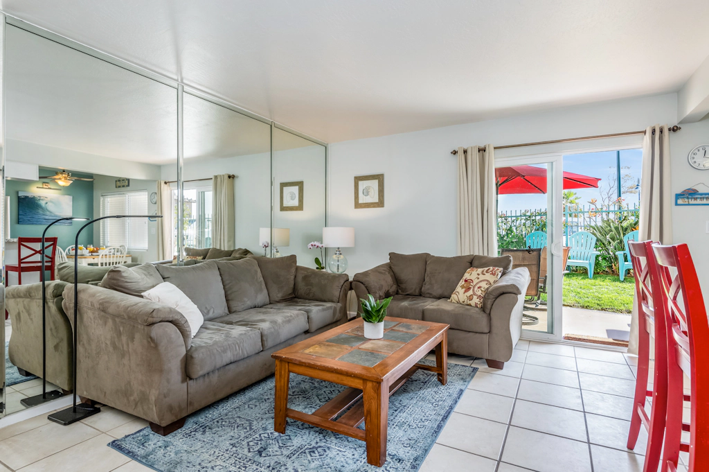 Carpinteria Shores CS 103