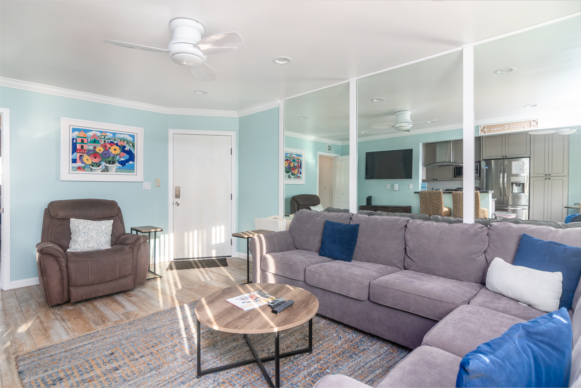 Beachfront 2BR Condo in Sunny Carpinteria