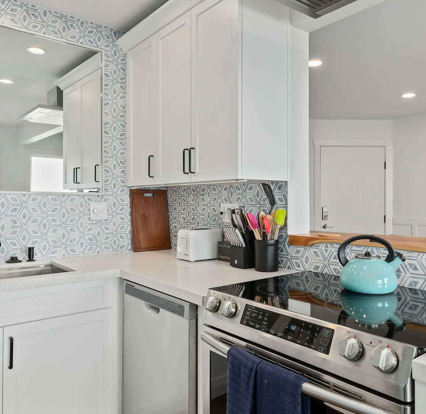 Carpinteria Shores CS 206