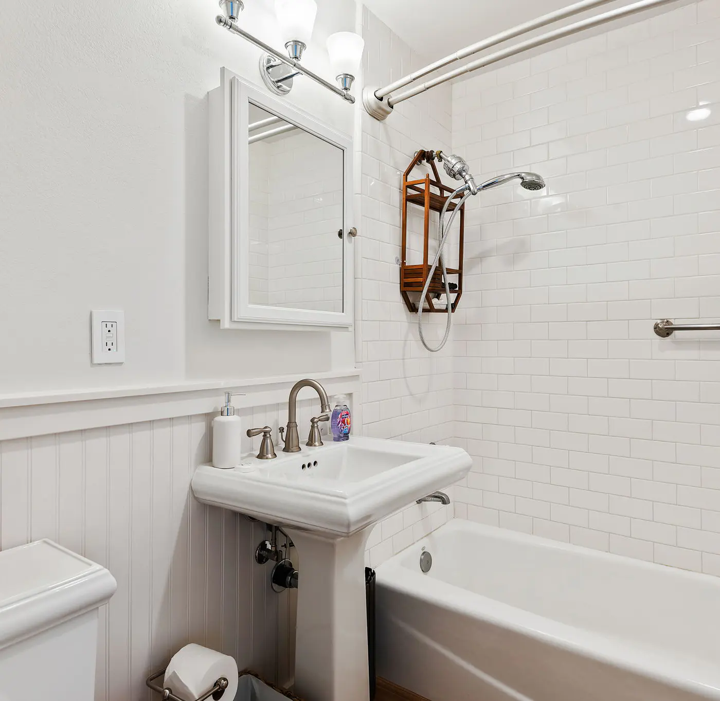 Carpinteria Shores CS 206