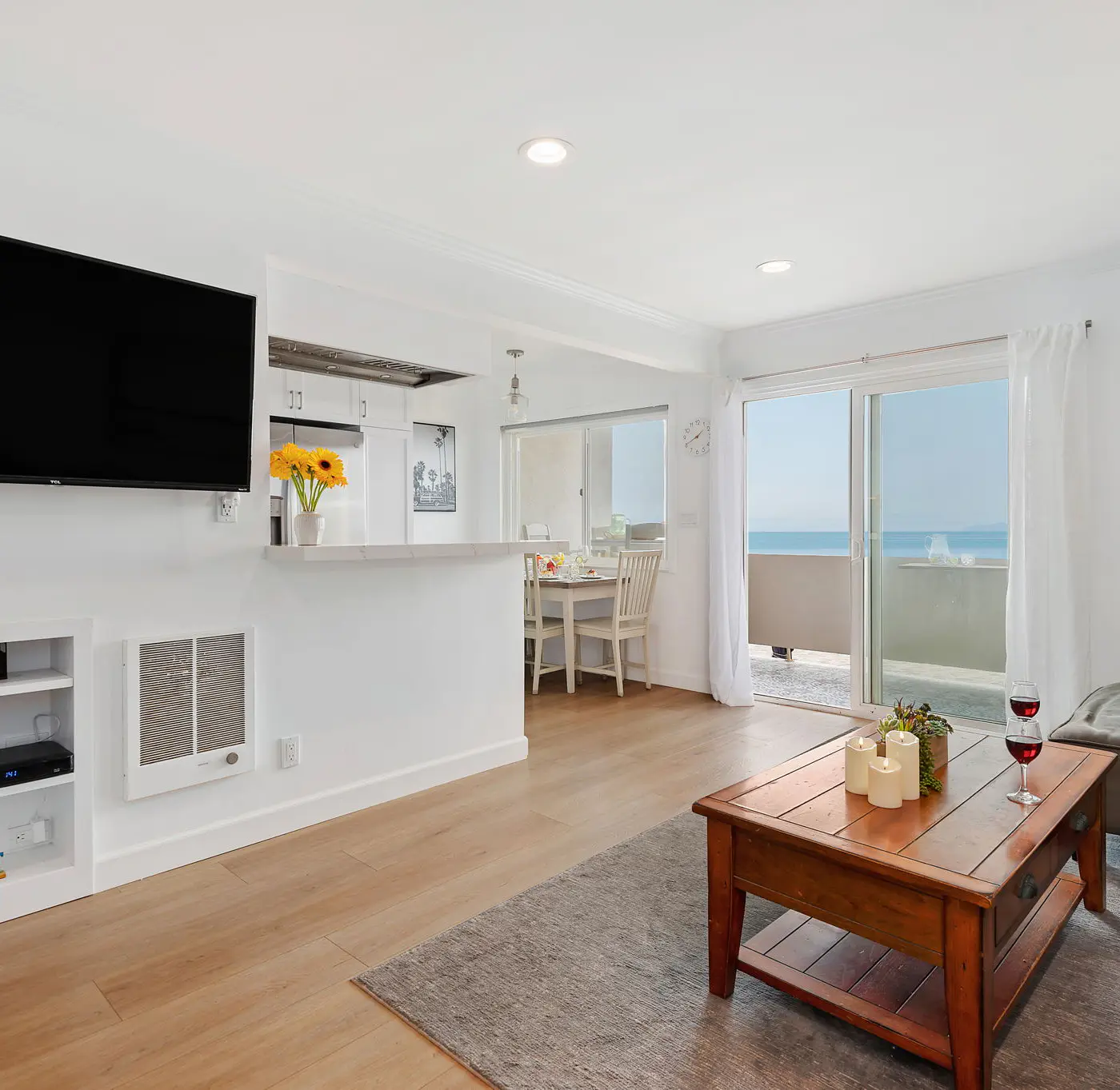 Carpinteria Shores CS 209