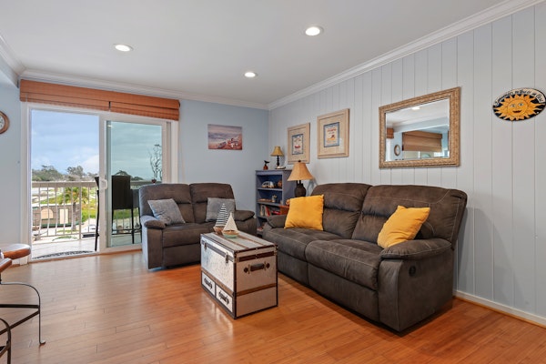 Affordable! Carpinteria Shores Beachfront Condo.