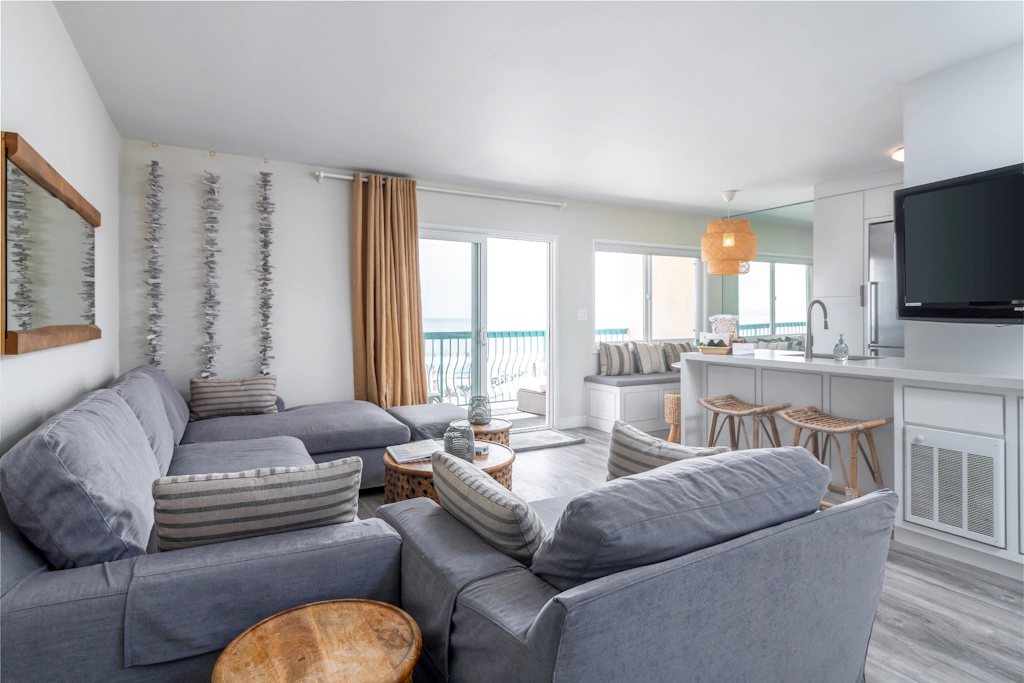 Carpinteria Shores CS 312