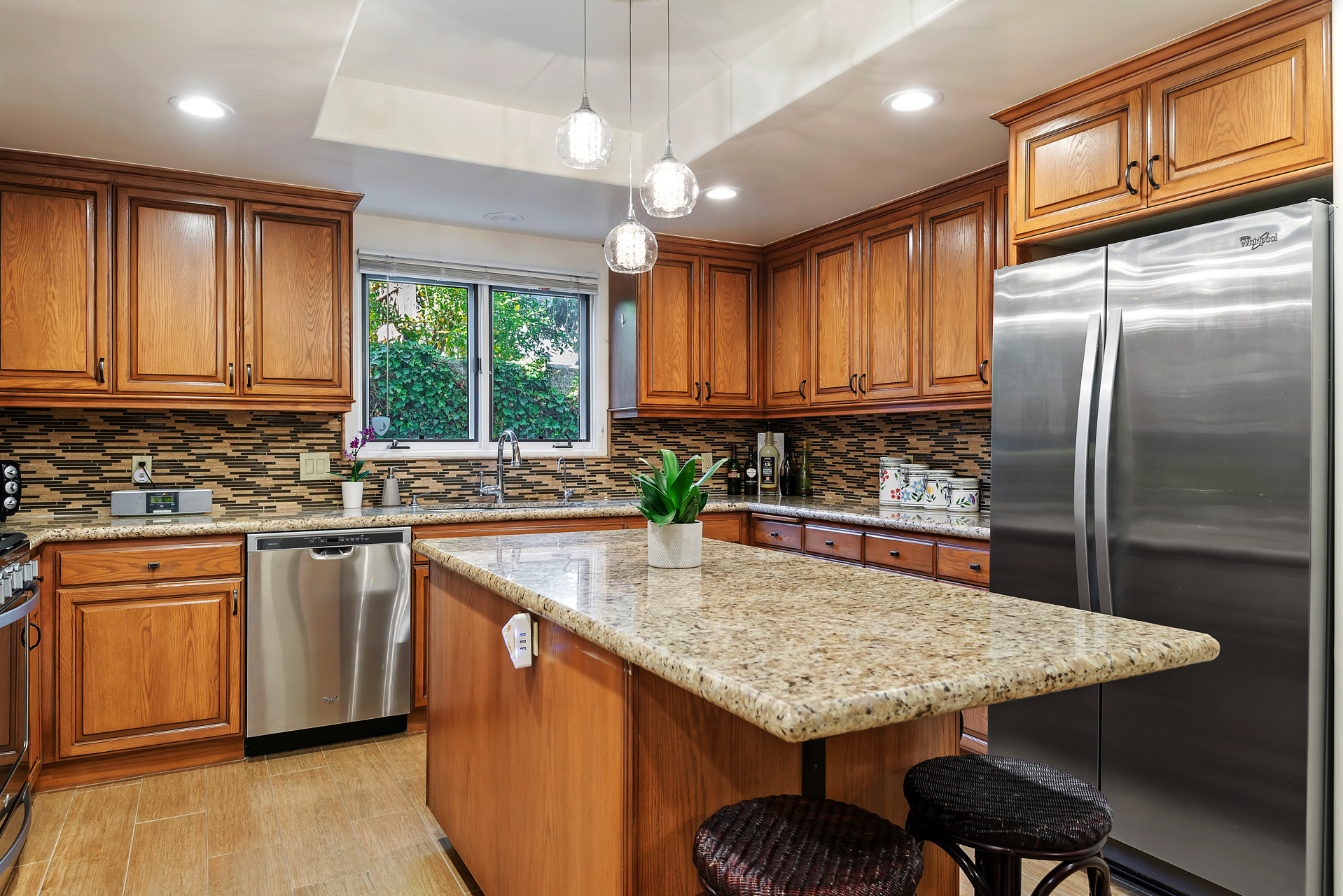 Enjoy the Beauty of Downtown Santa Barbara Walk Everywhere!