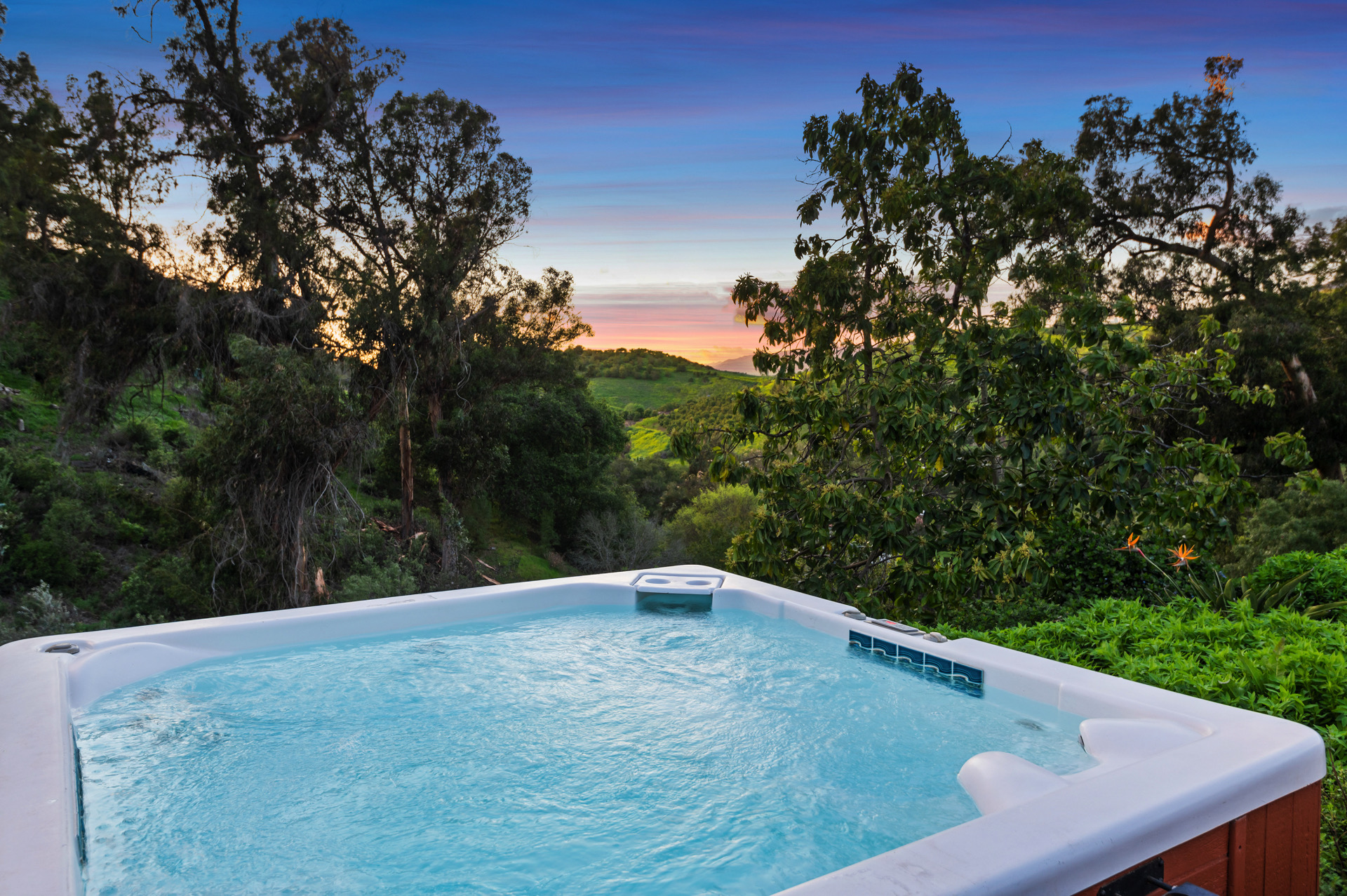 Sunset Mountain Escape | Hot Tub, EV, Epic Views!