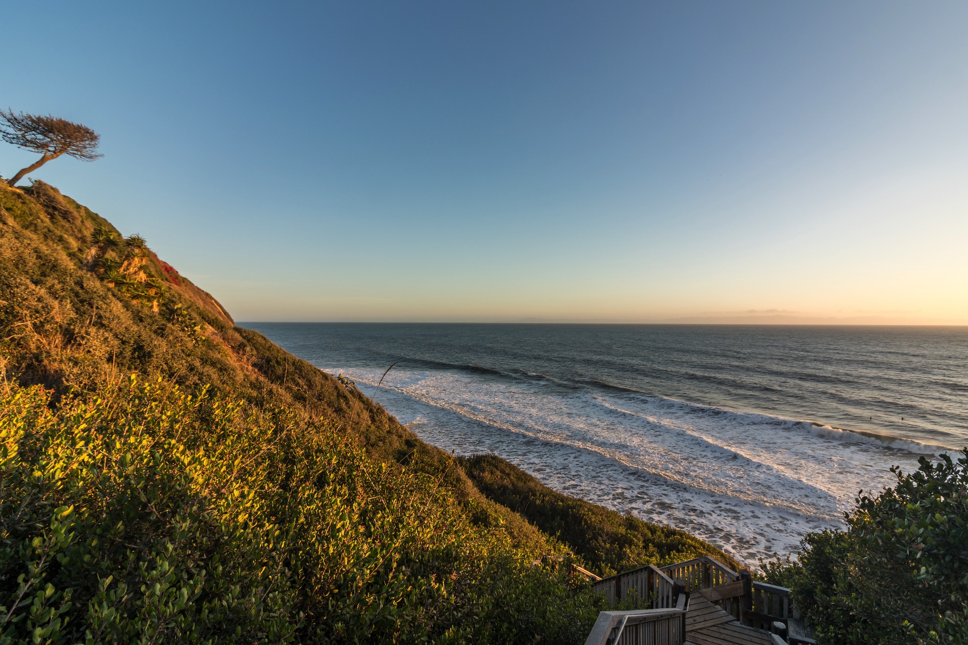 NEW to the Market - Sweet Casa De Sueno - 3 BD 2 BA, Jacuzzi - Walk to the beach