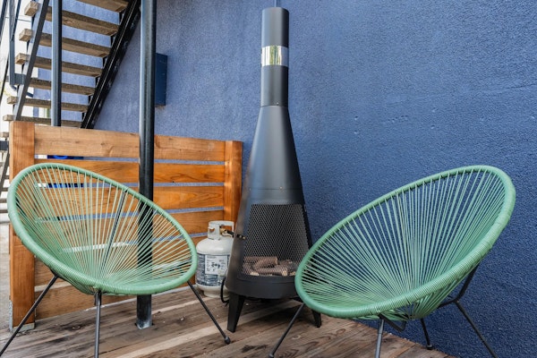 Hang Ten at the Studio! Vibe in This Groovy Avila Beach Studio Condo!