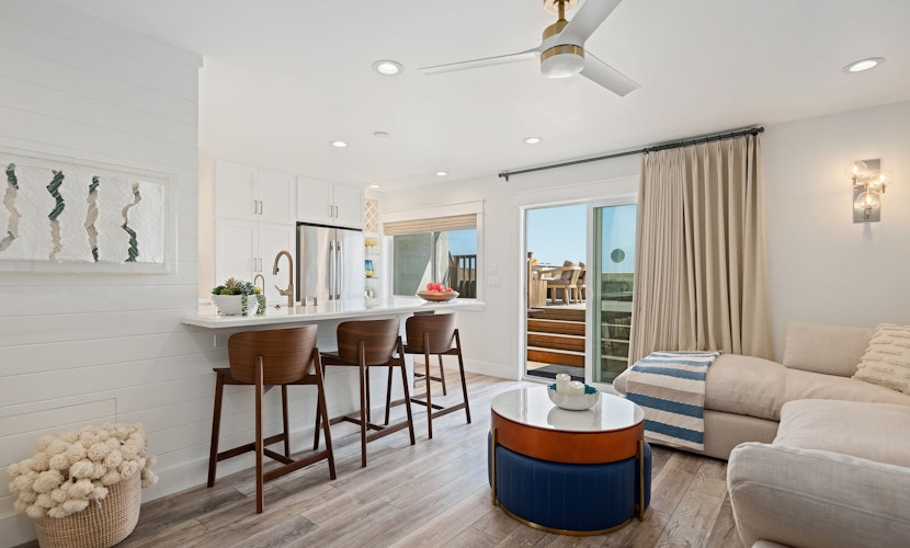 NEWLY Remodeled 109 Lush 2BD Beachfront Condo - Bliss of the Beach!