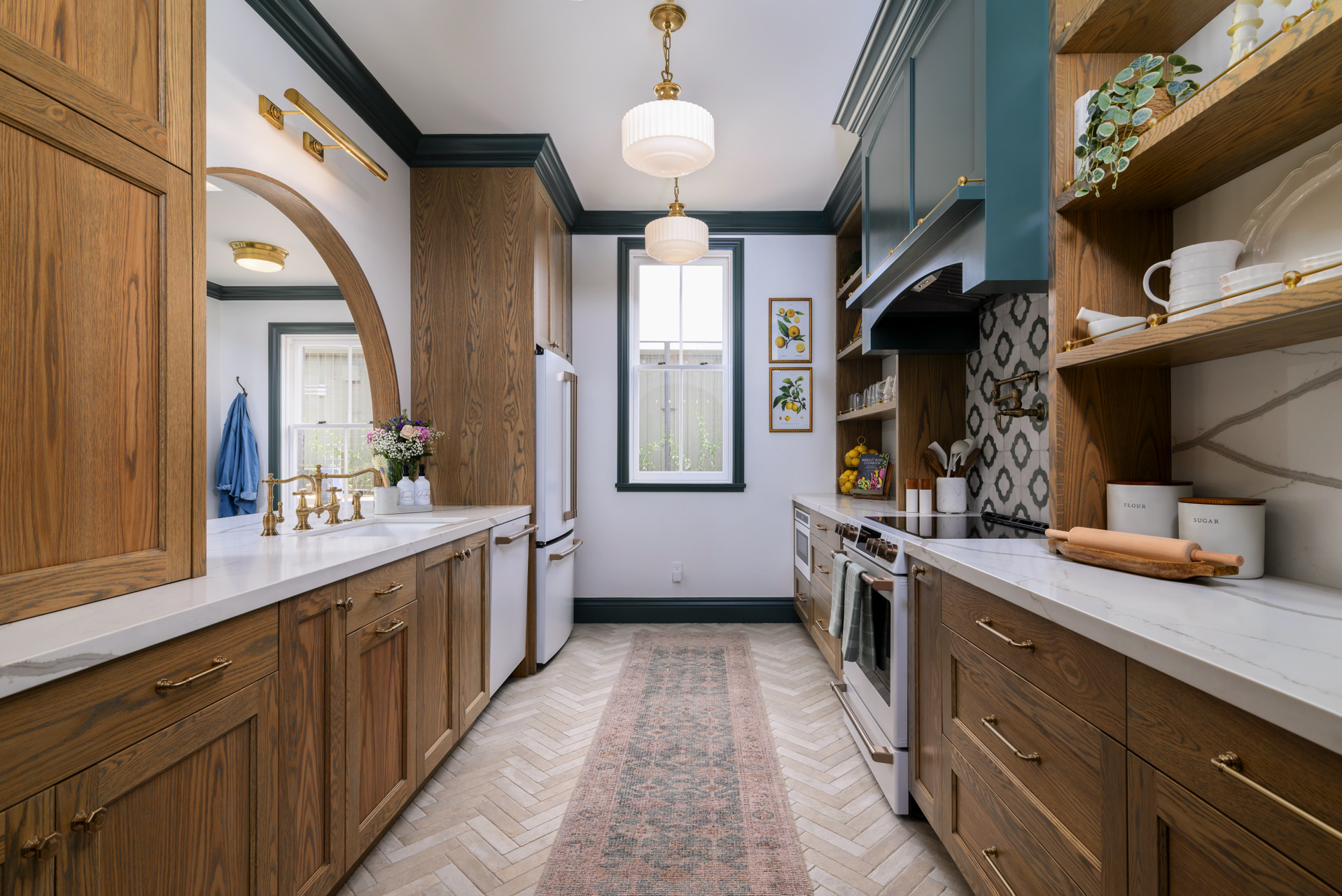 Beautiful Magical Historic Webster House at Eleison Farms - Avocado Ranch 3 BD/2 BA