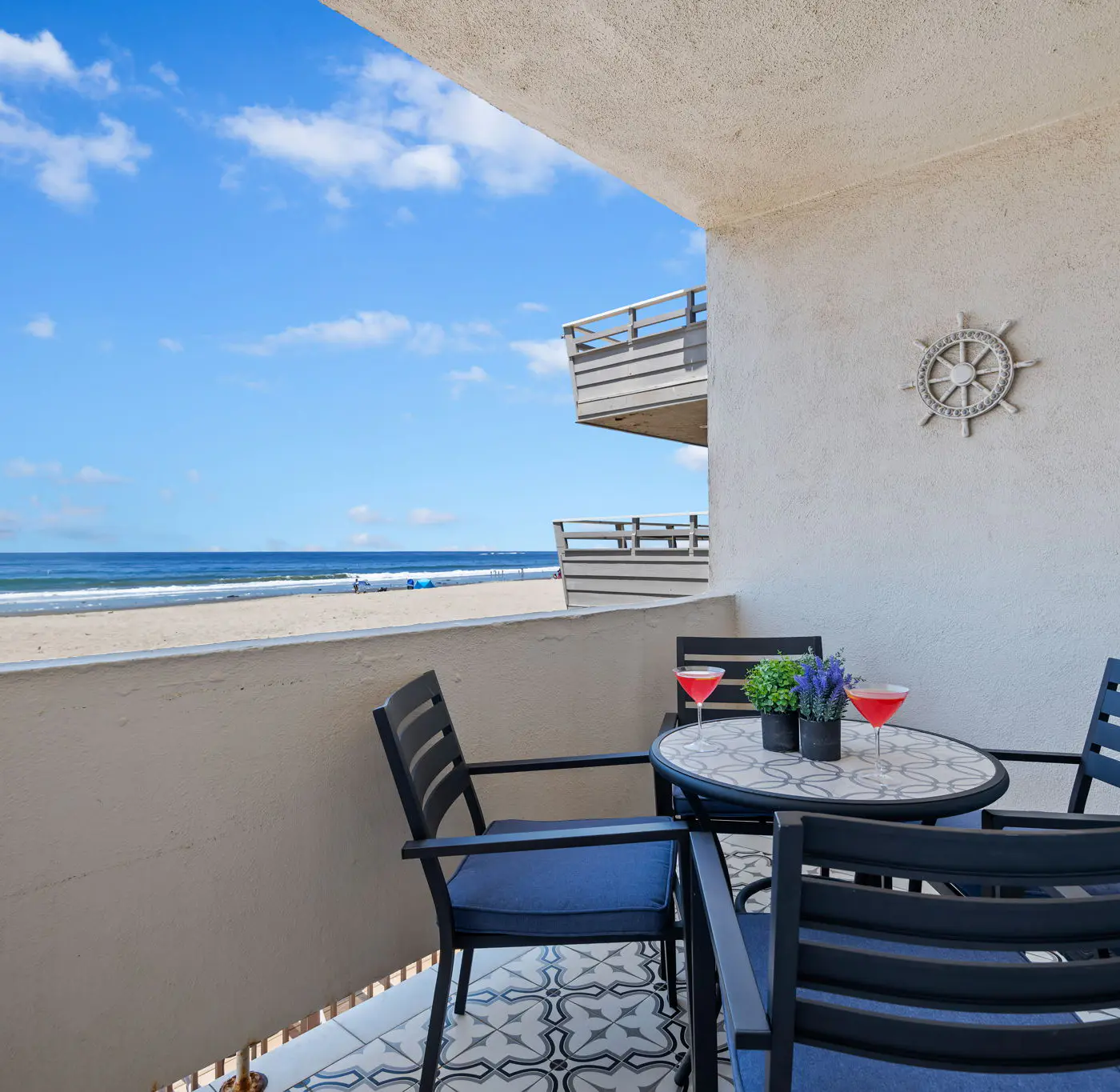Carpinteria Shores CS 212
