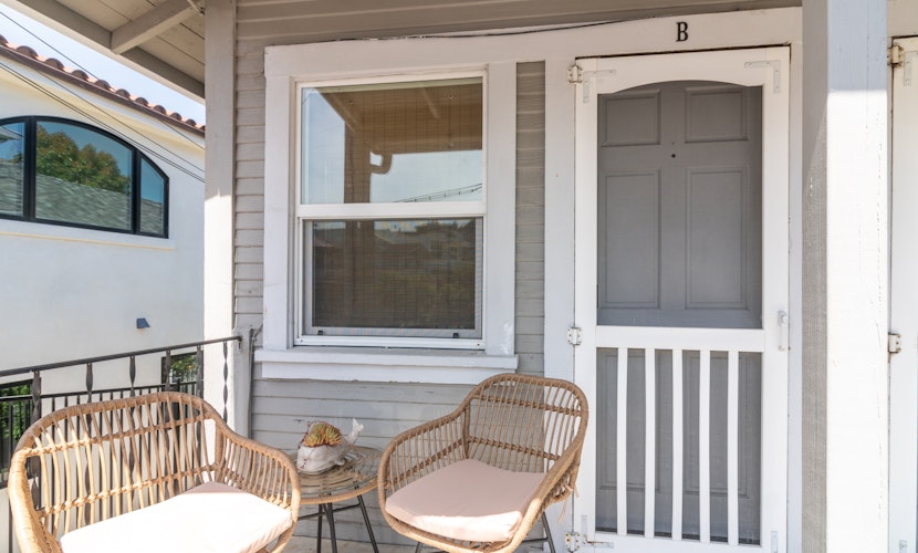 Little Buoy! Walk to the Beach from This Petite 1-Bedroom Getaway
