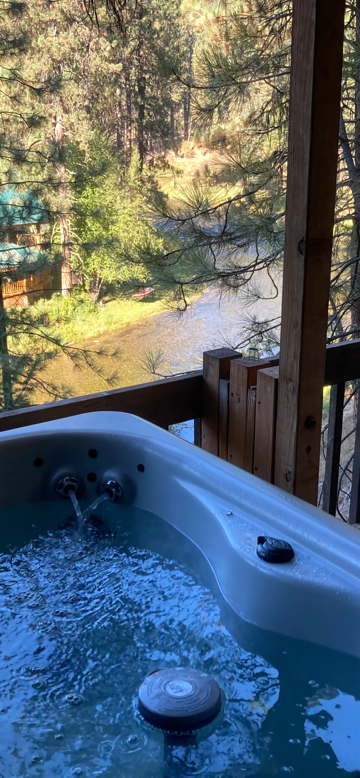 Middlefork River Chalet
