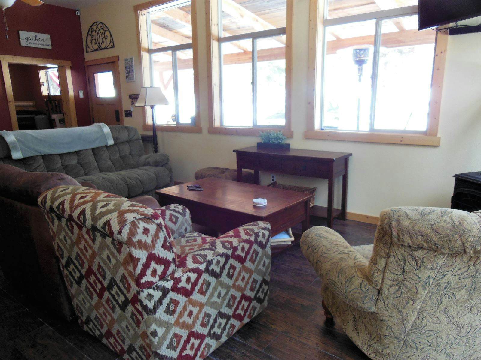 Shadow Pines Cabin (Partially Handicap Accessible)
