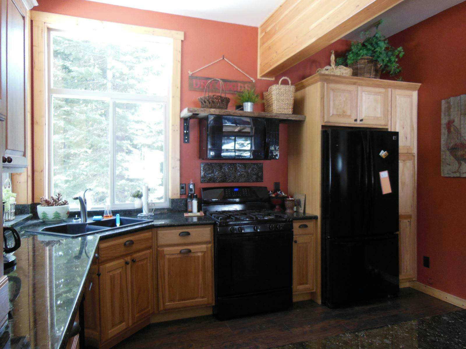 Shadow Pines Cabin (Partially Handicap Accessible)